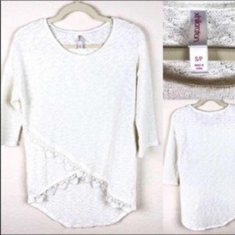 Small white short sleeve Xhilaration